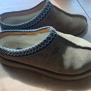 Ugg Tansman slippers size 8 men’s